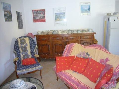 Les Cigales Bed and Breakfast Saint-Andiol Rum bild